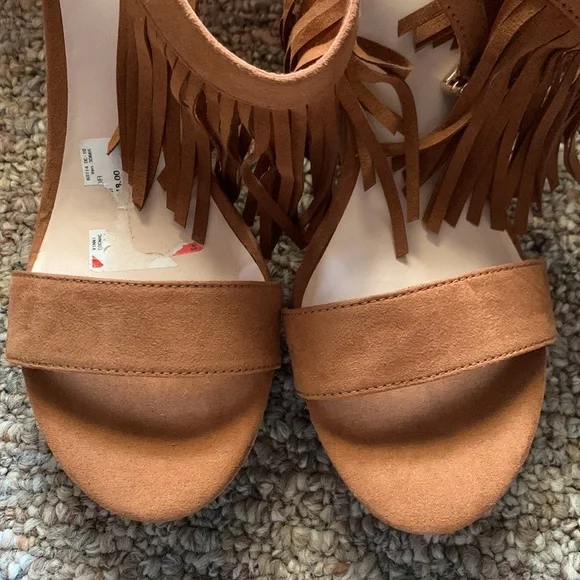 Fergaliciou by fergie - Picture 3 of 8